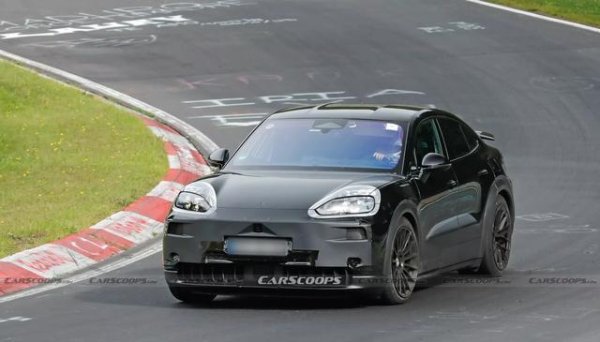 宝牛配 动力或超1000马力！保时捷纯电Cayenne新车型谍照